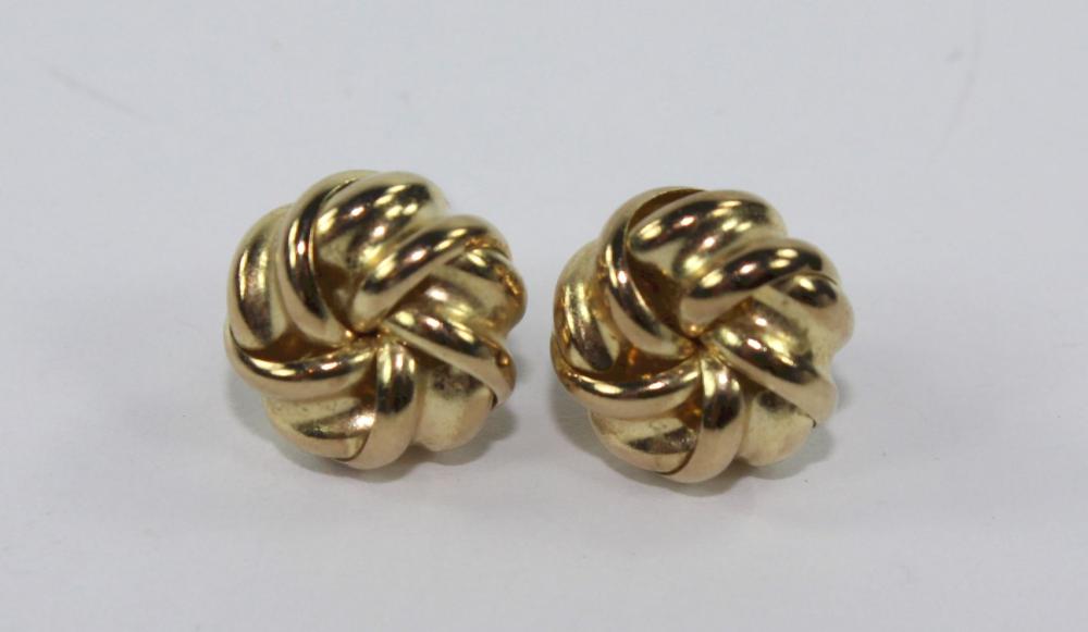 Stud Earrings in 9ct Yellow... image
