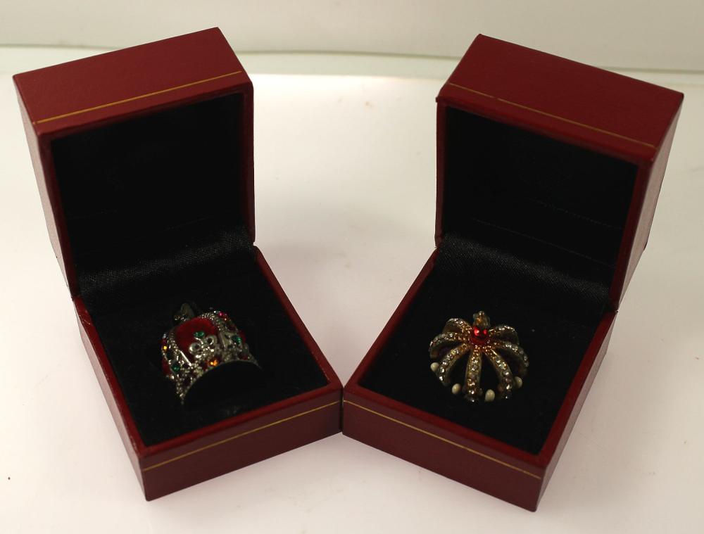 Bejewelled Miniature Replica Crown from the ''British Crown Jewels' Collection (2 items)