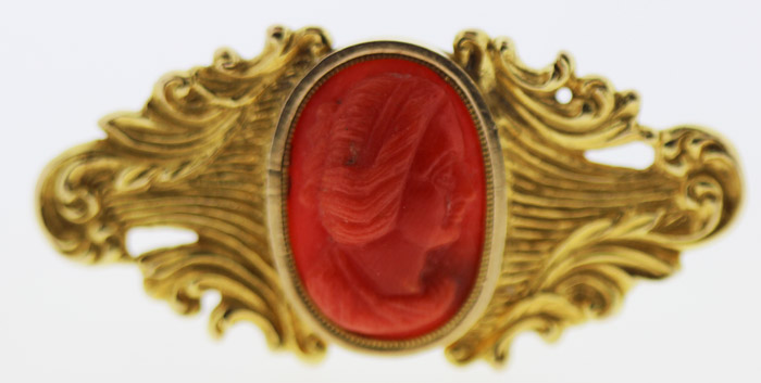 Classic Style Brooch in 17c... image