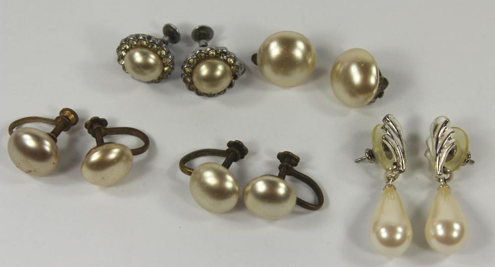 Vintage Pearl Costume Earrings (5 pairs)