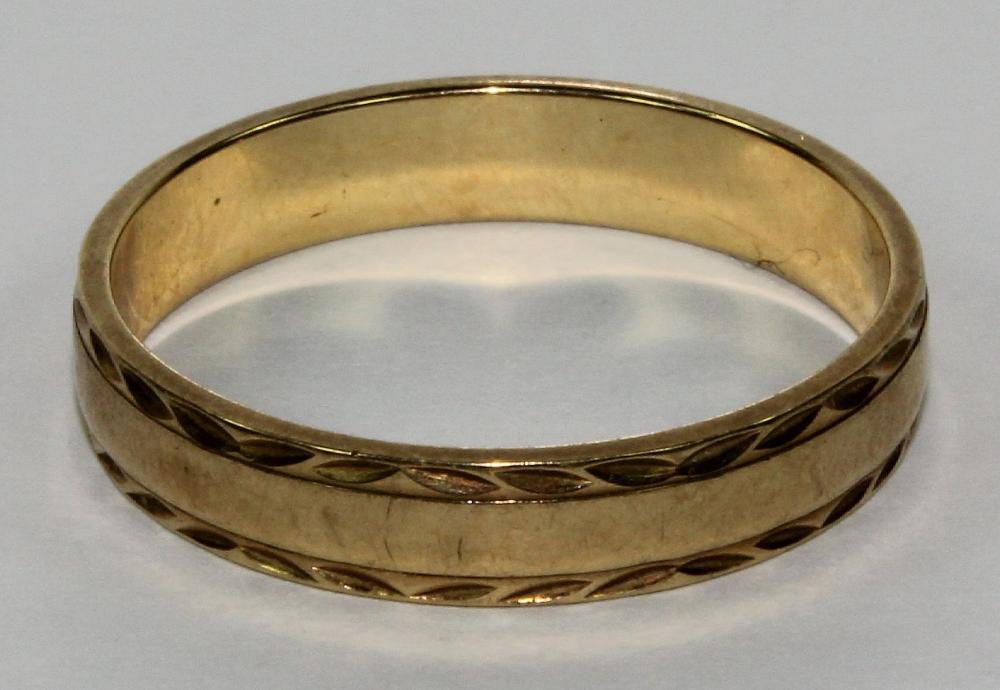 Gold Band in 9ct Yellow Gol... image