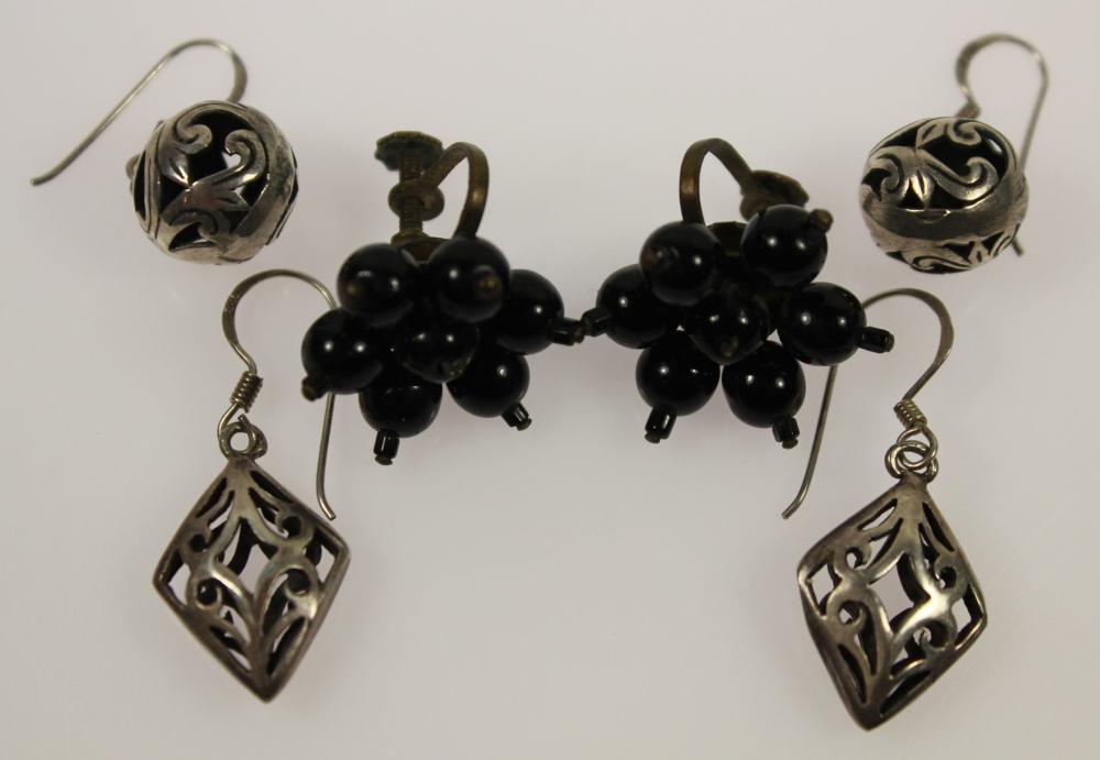 Costume Earrings (3 pairs) image