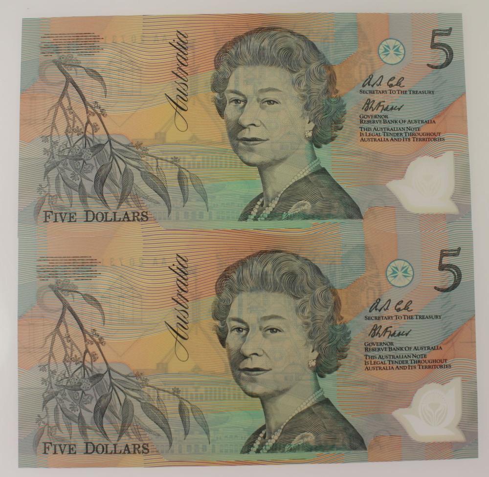 Australia 'Fraser - Cole' Pale Green Serial $5 (1992), Uncirculated (Consecutive Pair)