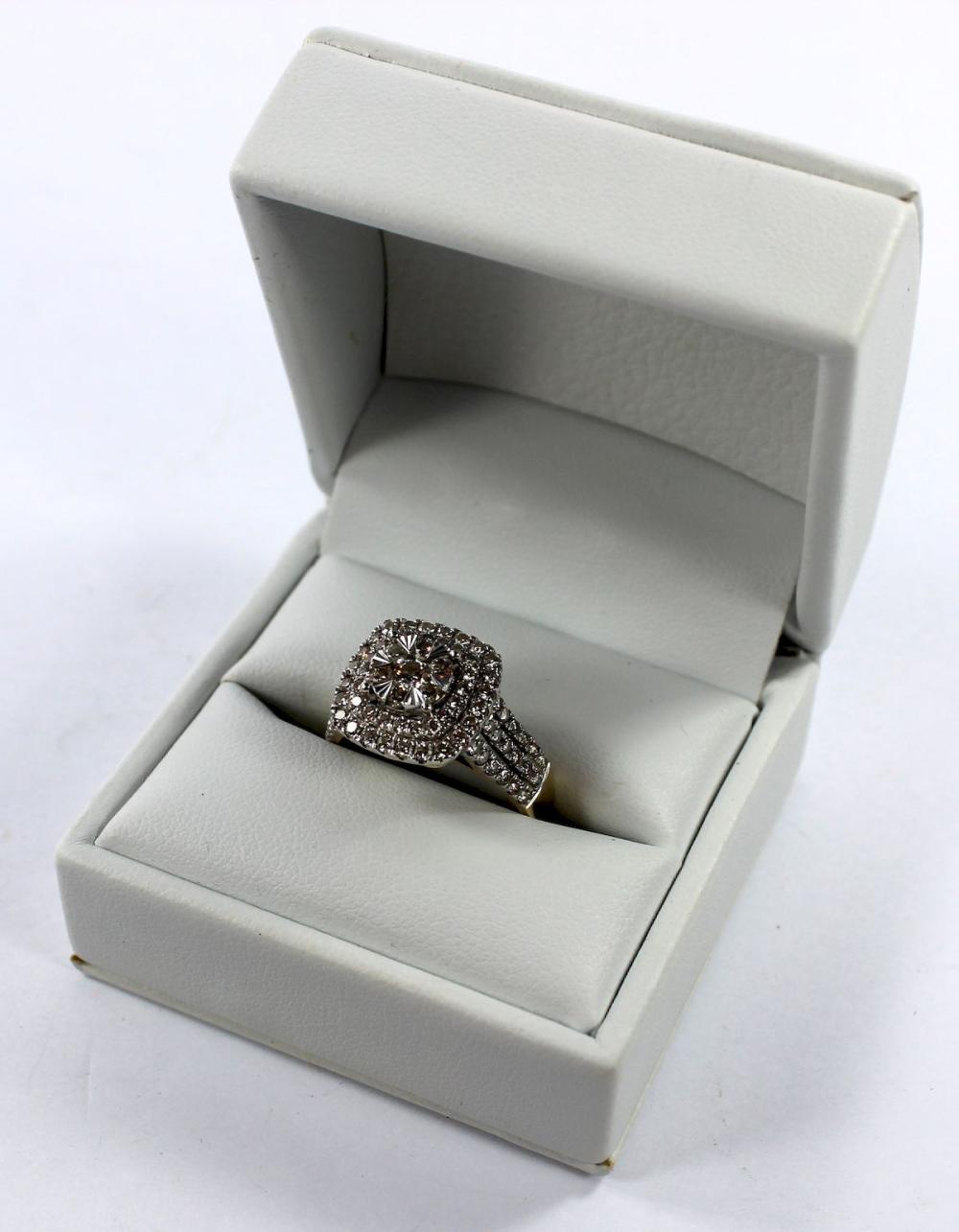 Dazzling Diamond Ring in 9ct Yellow Gold