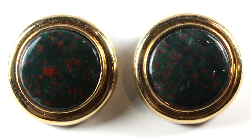 Bloodstone Clip-on Earrings in 9ct Gold (Pair)