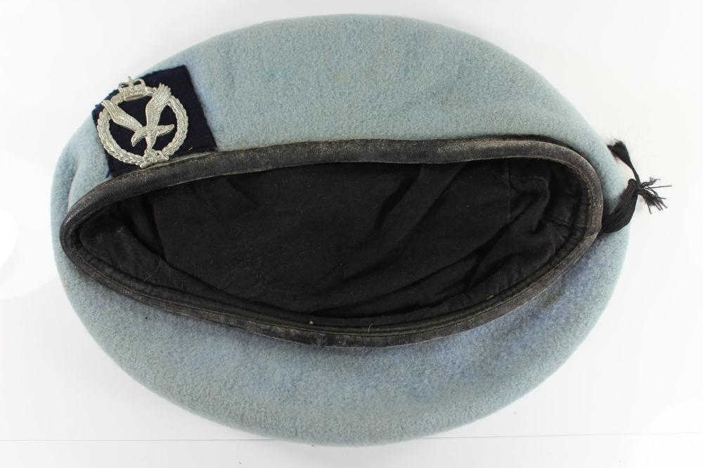 British Army Air Corps Beret with Cap Badge, Very Fine condition