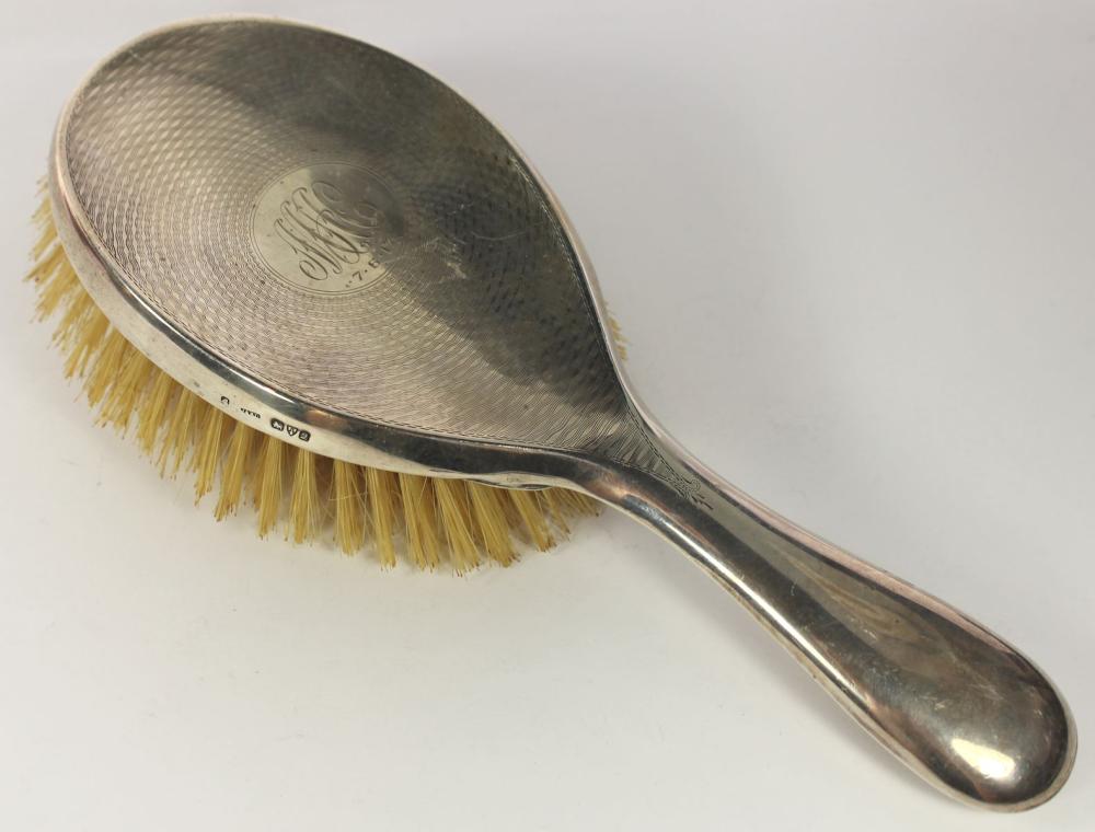 English Silver (925) Clothe... image