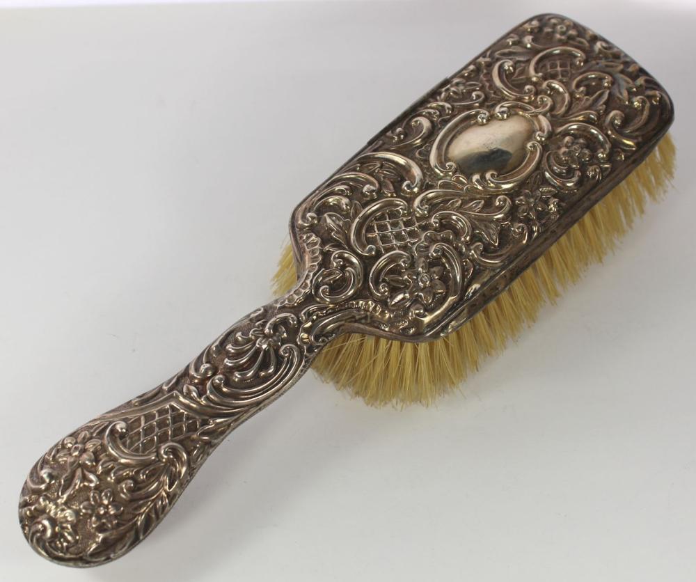 English Silver (925) Clothe... image