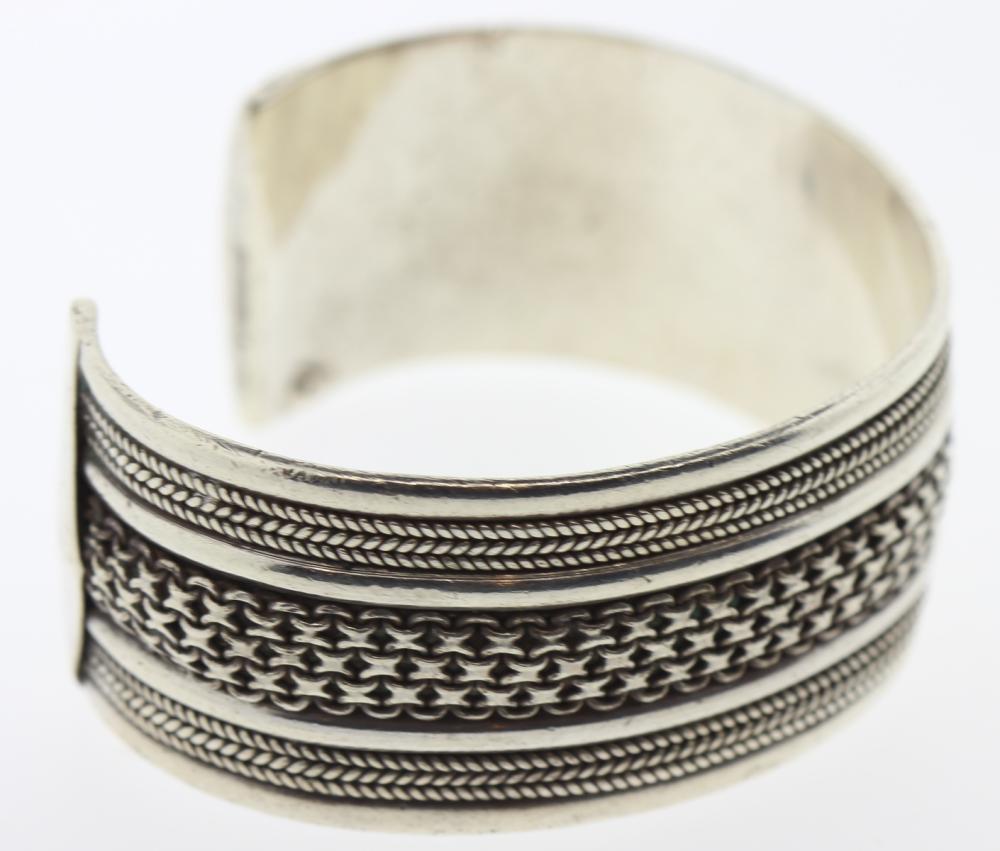 Solid Sterling Silver open-... image
