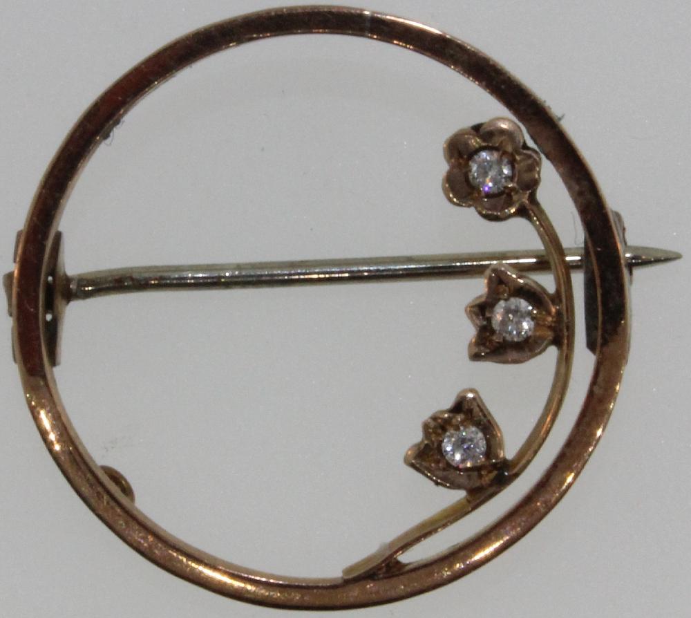 Vintage Gold Brooch in 9ct ... image