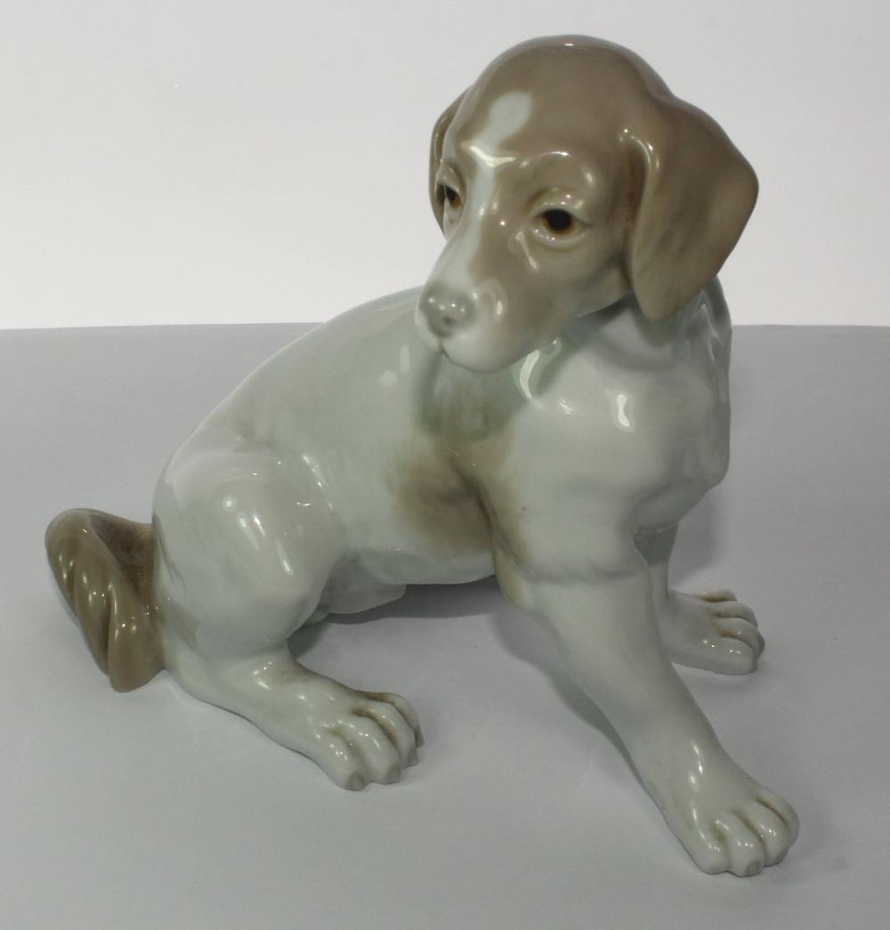 Lladro Porcelain Beagle Fig... image