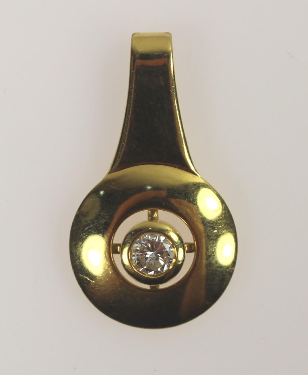 Modern Pendant in 18ct Yell... image