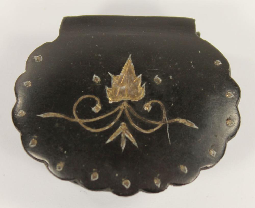 Scandinavian-style Metal Pi... image