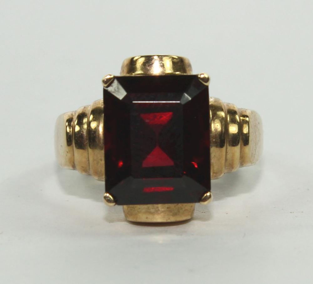 Modern design Garnet Ring i... image