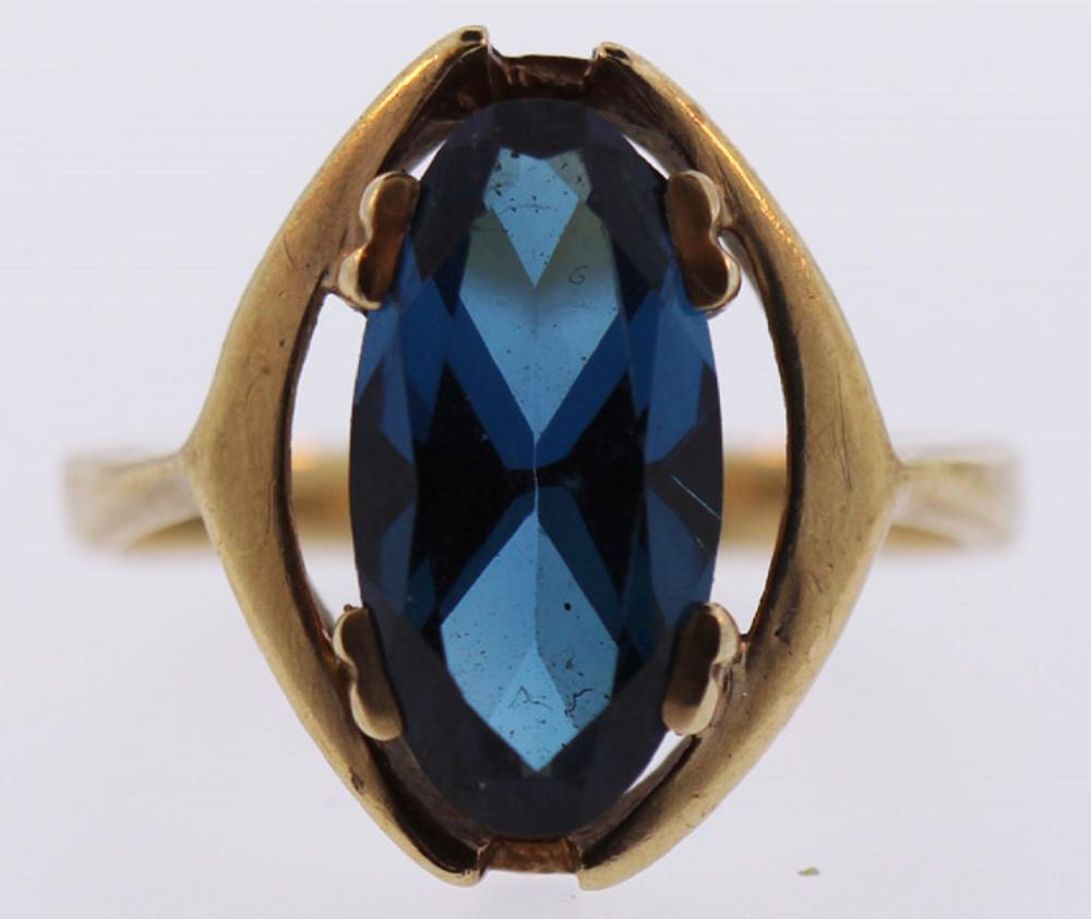 Blue Spinel set in 9ct Yell... image