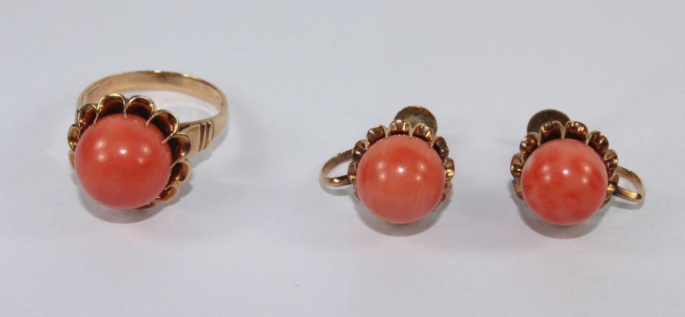 Pink Coral Ring in 14ct Yel... image