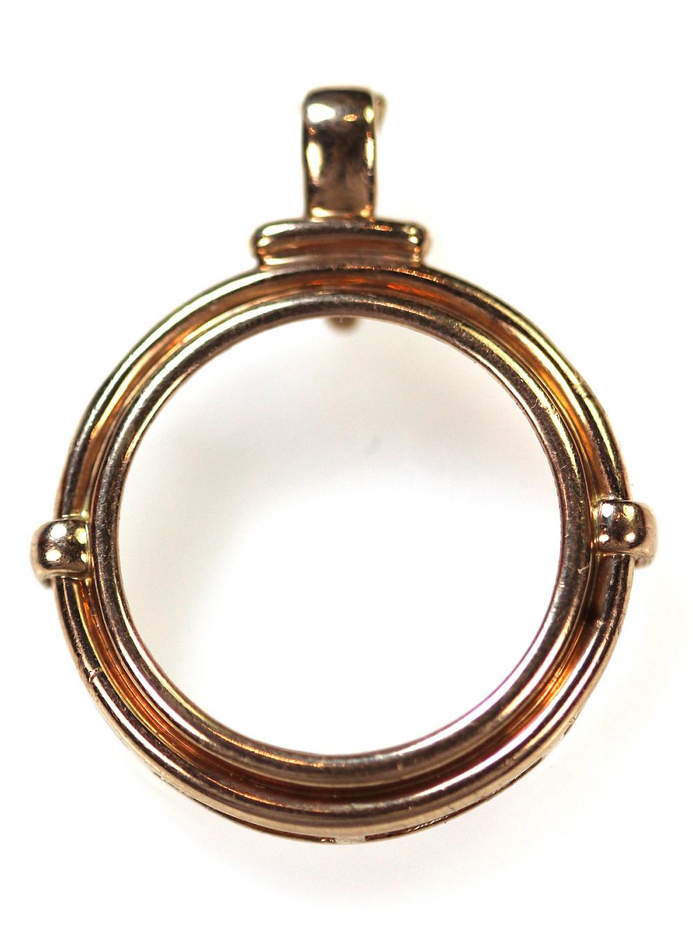 Detachable Mount in 9ct Gol... image