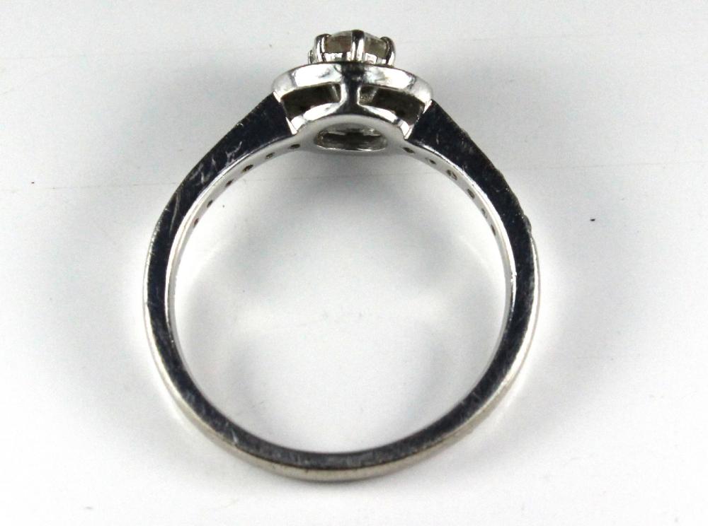 Diamond Ring in 18ct White Gold
